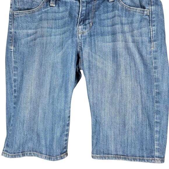 Old Navy The Flirt Bermuda Shorts Womens 4 Blue Denim Mid Rise Casual Jean - Picture 3 of 8